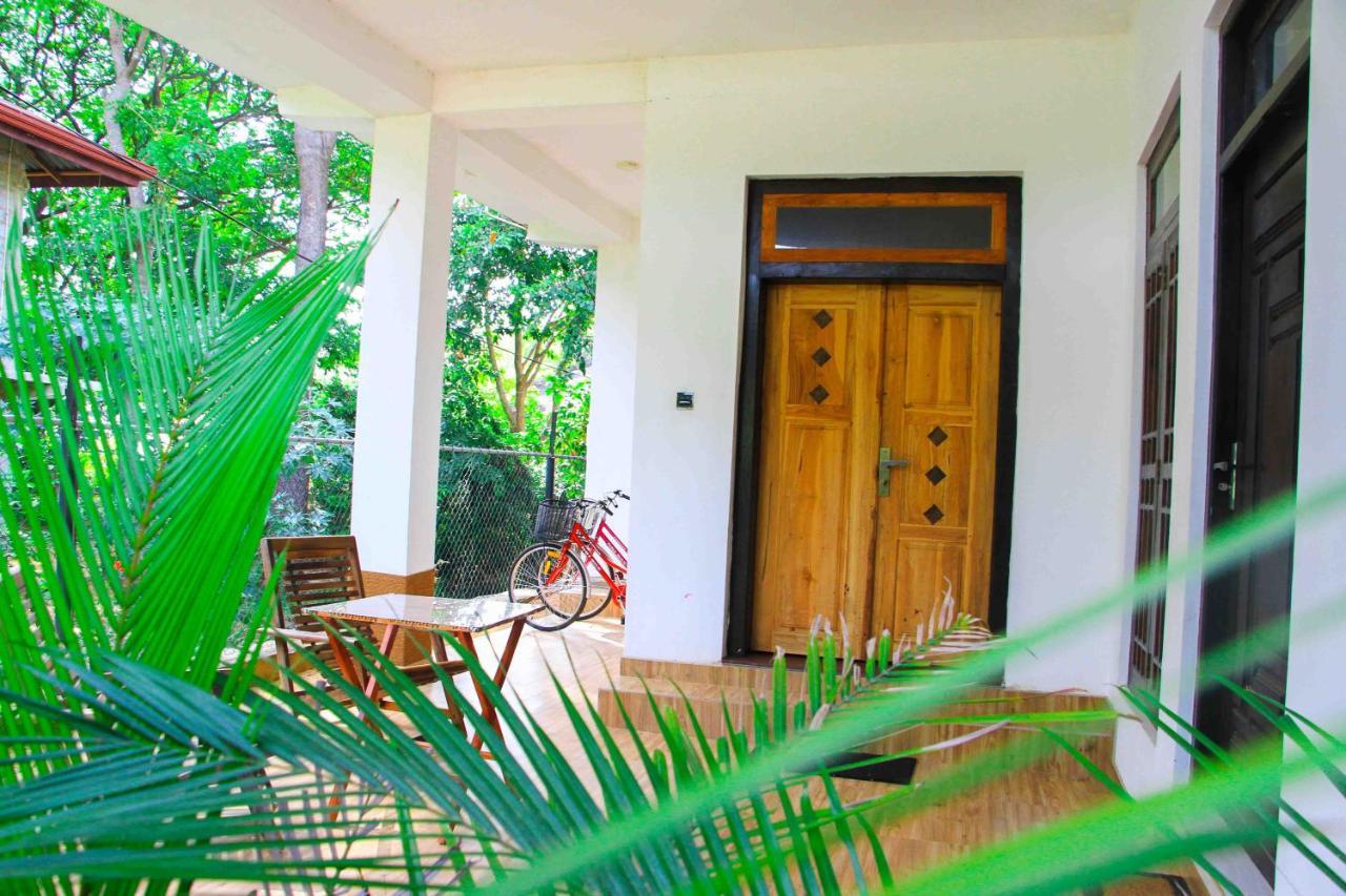 Miracle Home Stay Dambulla Buitenkant foto